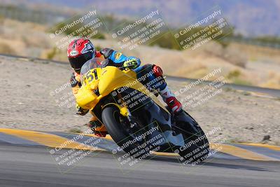 media/Dec-17-2022-SoCal Trackdays (Sat) [[224abd9271]]/Turn 7 Set 2 (1140am)/